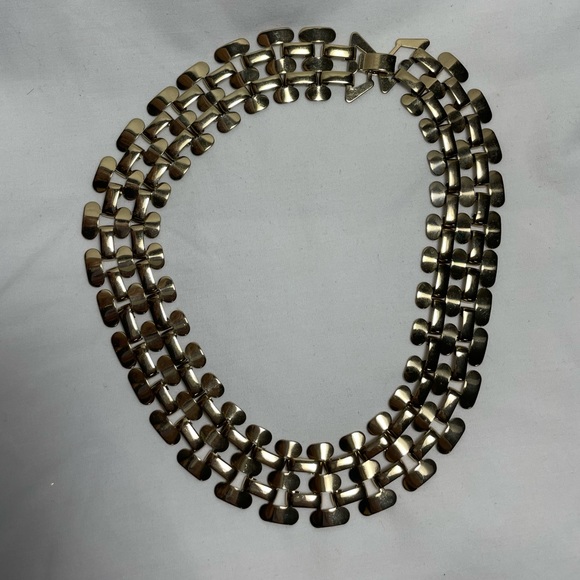 Yellow gold plated necklace. - Picture 2 of 2